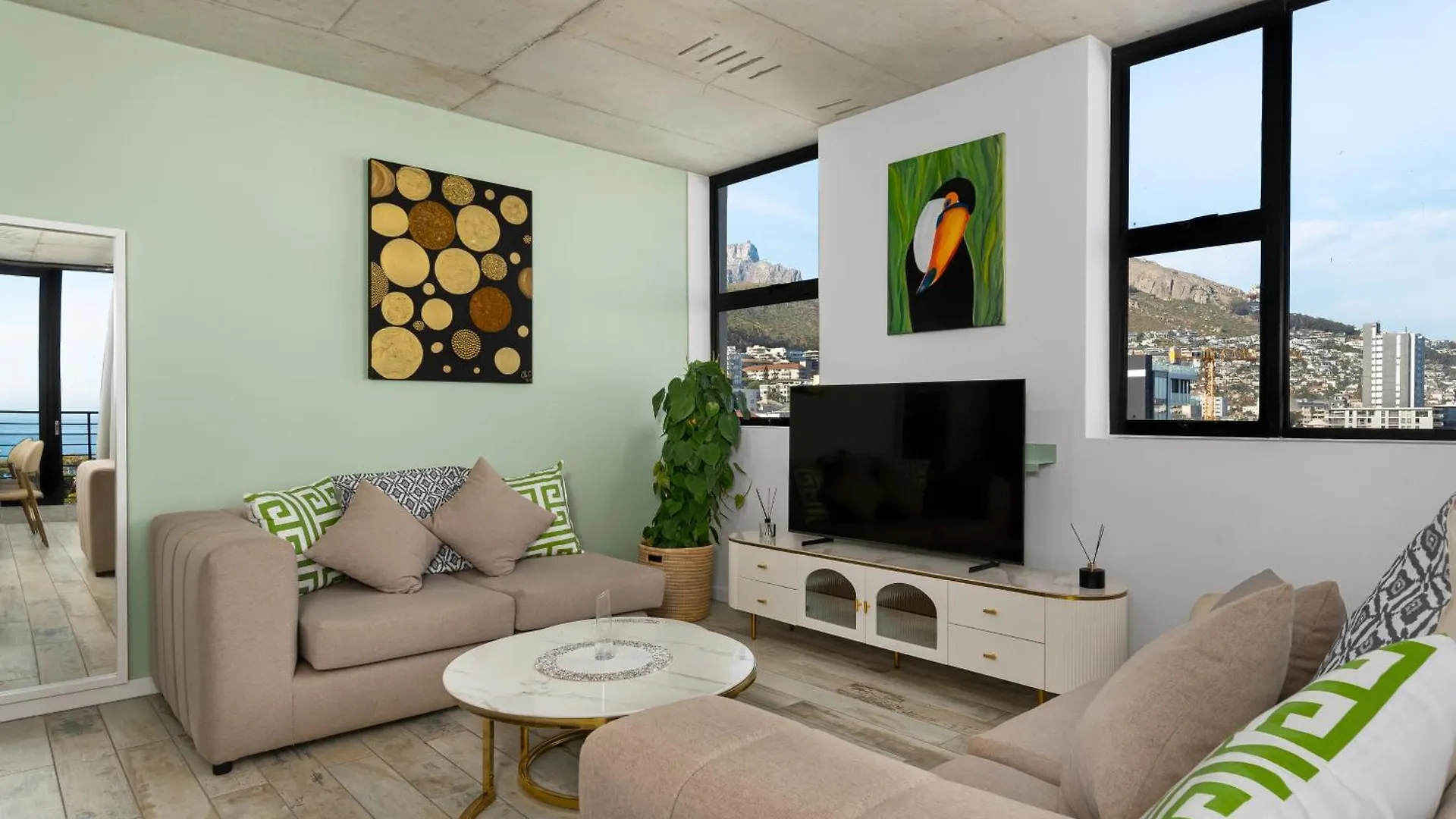 Modern Penthouse Living Sea Point One26 On M Apartment Cape Town