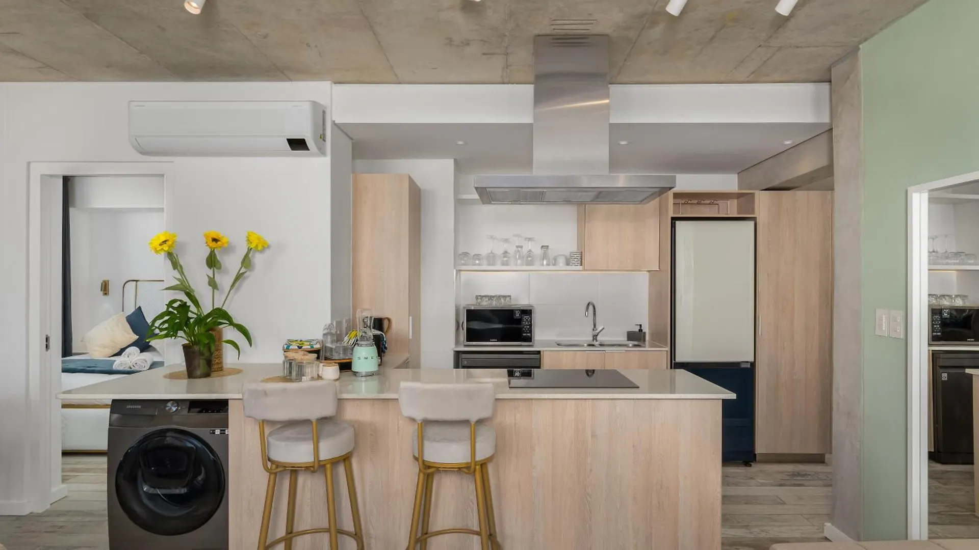 Modern Penthouse Living Sea Point One26 On M Apartment Cape Town