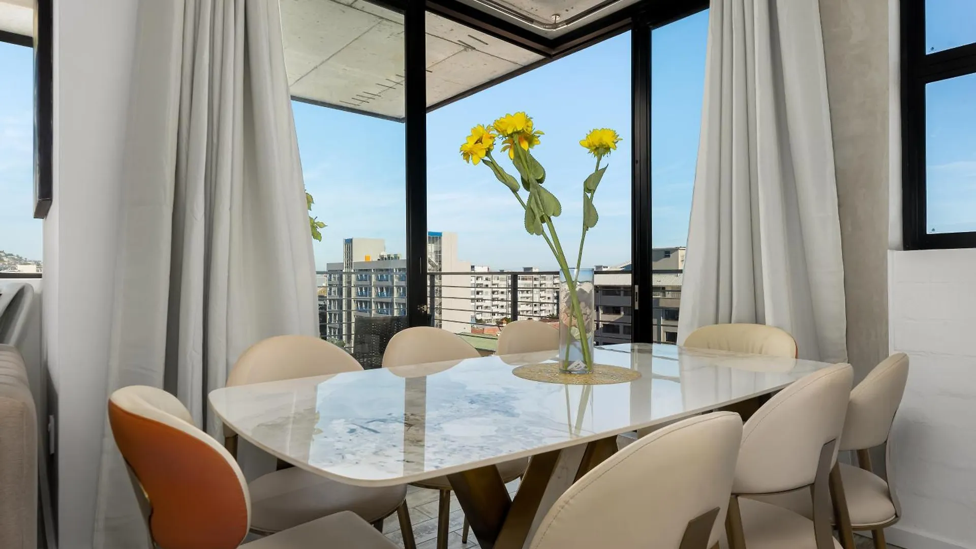 Modern Penthouse Living Sea Point One26 On M location